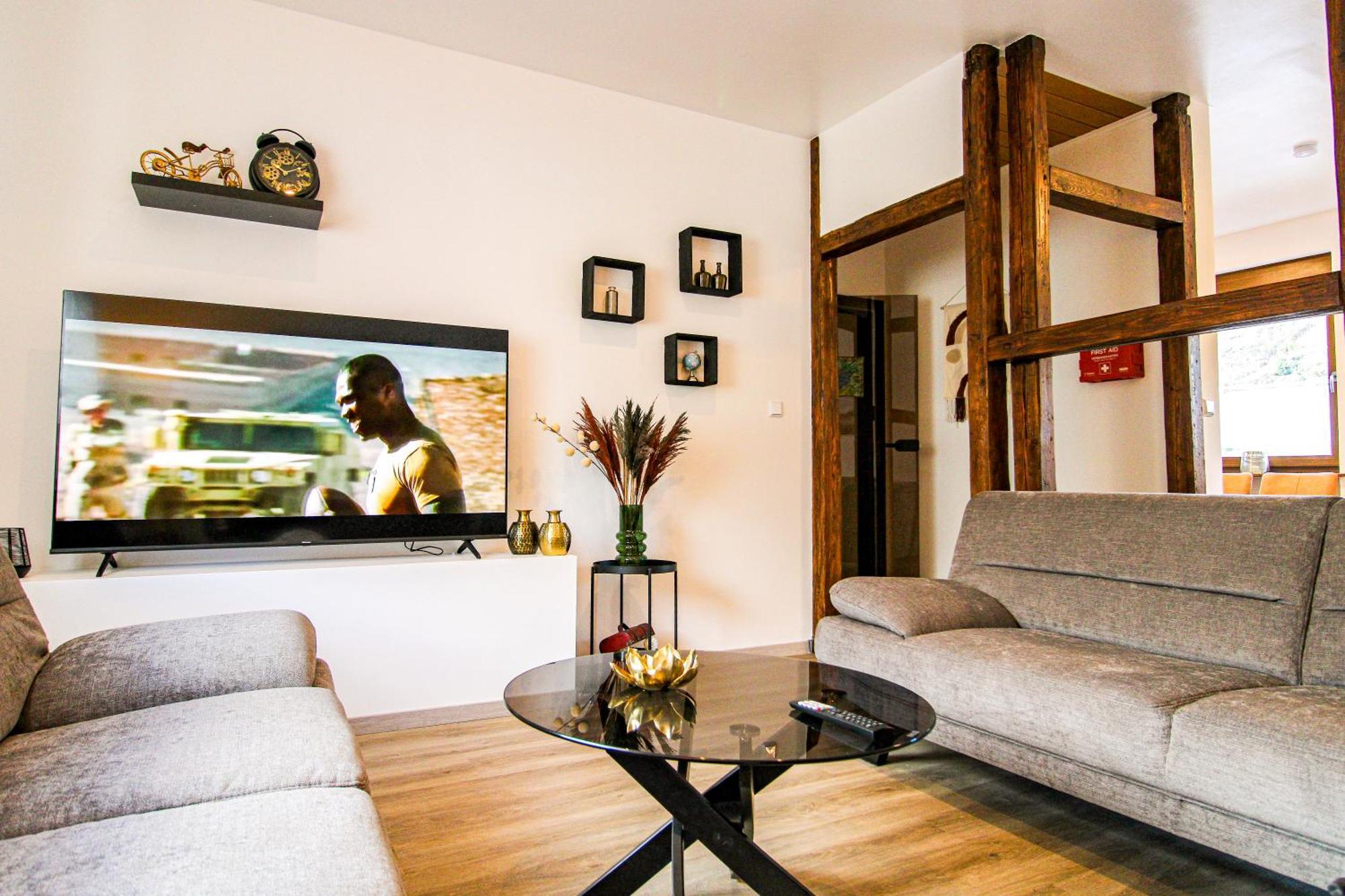 Exklusive Moselidylle: Fewo Mit Traumhaftem Staustufenblick, Netflix, Terrasse Neef Exterior photo